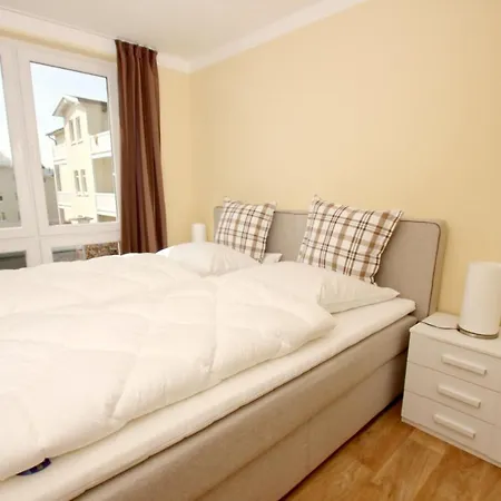 Balkon, Gratis Nutzung Vom Ahoi Erlebnisbad Und Sauna In Sellin - Meeresblick 54 Apartment