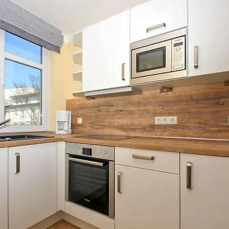 Apartment Balkon, Gratis Nutzung Vom Ahoi Erlebnisbad Und Sauna In Sellin - Meeresblick 54 Goehren (Ruegen)