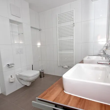 Meeresblickresidenzen Nr 54 Mit Sauna- Und Schwimmbadnutzung Im Ahoi Sellin Goehren (Ruegen)