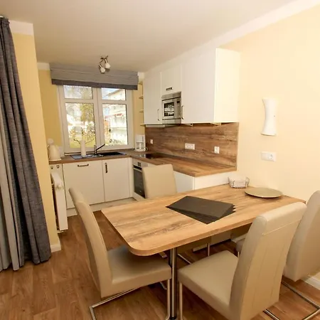 Meeresblickresidenzen Nr 54 Mit Sauna- Und Schwimmbadnutzung Im Ahoi Sellin *