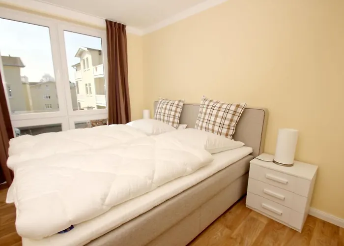 Balkon, Gratis Nutzung Vom Ahoi Erlebnisbad Und Sauna In Sellin - Meeresblick 54 Appartement